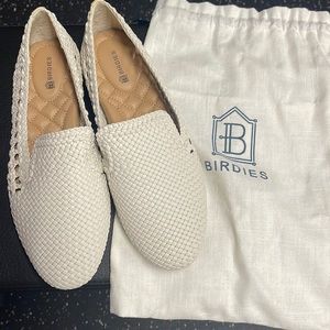 Never worn size 7 Birdies flats